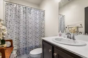30667 Expedition Dr, Winchester, CA 92596 - Photo 16