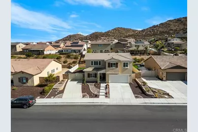 30667 Expedition Dr, Winchester, CA 92596 - Photo 2
