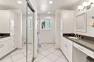2112 E Vista Way, Vista, CA 92084 - Photo 16