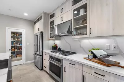 32522 Brunello Way, Temecula, CA 92591 - Photo 12
