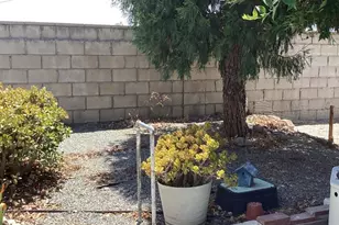 24600 Mountain Ave, Hemet, CA 92544 - Photo 8