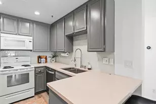 5705 Friars Road, San Diego, CA 92110 - Photo 6