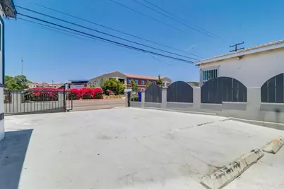 2806 E 8th Street, National City, CA 91950 - Photo 2