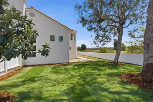 615 Naples Ct, Oceanside, CA 92057 - Photo 4