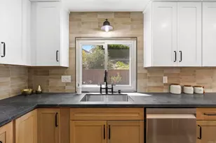 1867 Teakwood Way, Vista, CA 92081 - Photo 12