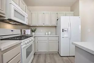 247 Melinda Way, Oceanside, CA 92057 - Photo 8