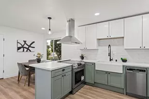 7833 Camino Huerta, San Diego, CA 92122 - Photo 6