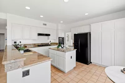 597 Parkside Drive, Chula Vista, CA 91910 - Photo 10