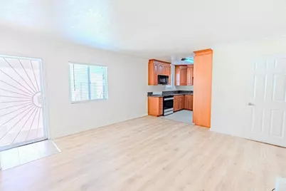 1085 12th St #F, Imperial Beach, CA 91932 - Photo 8