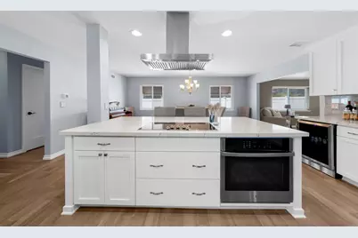 8314 Lake Gaby Avenue, San Diego, CA 92119 - Photo 6