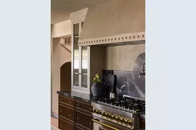 1812 Highland Dr, Newport Beach, CA 92660 - Photo 16