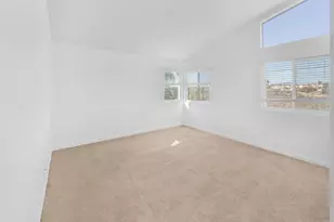 10679 Glendover Ln, San Diego, CA 92126 - Photo 16