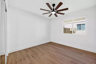 9210 Kenwood Dr #D, Spring Valley, CA 91977 - Photo 16