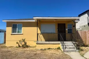 2834 L St, San Diego, CA 92102 - Photo 1