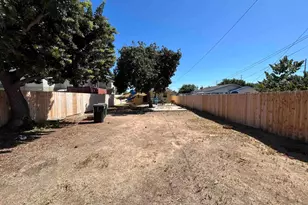 2834 L St, San Diego, CA 92102 - Photo 2