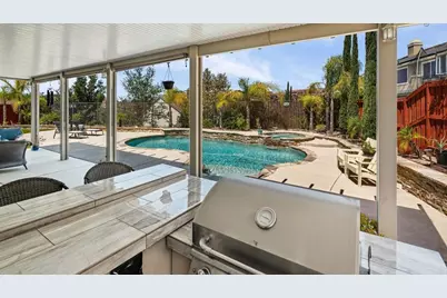 33982 Baystone Street, Temecula, CA 92592 - Photo 4