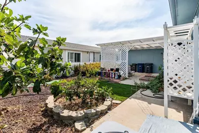 635 Via Santa Paulo, Vista, CA 92081 - Photo 10