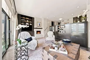 9126 Marina Pacifica Dr, Long Beach, CA 90803 - Photo 14