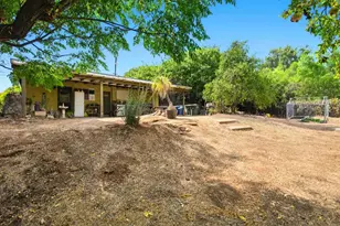 9049 Bubbling Wells Rd, Lakeside, CA 92040 - Photo 20