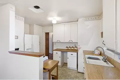 9049 Bubbling Wells Rd, Lakeside, CA 92040 - Photo 10