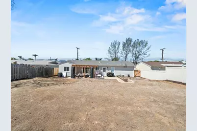 9561 Carlton Hills Boulevard, Santee, CA 92071 - Photo 32