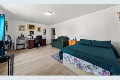 10520 California Avenue, South Gate, CA 90280 - Photo 26