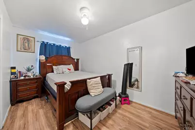 10520 California Avenue, South Gate, CA 90280 - Photo 34