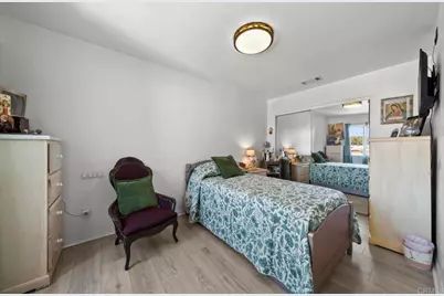 10520 California Avenue, South Gate, CA 90280 - Photo 22