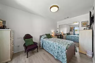 10520 California Ave, South Gate, CA 90280 - Photo 22