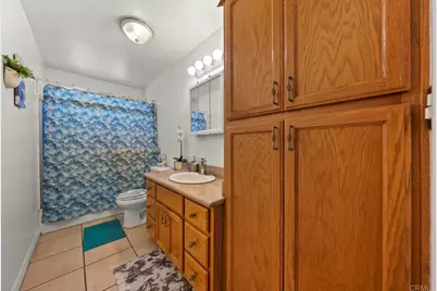 10520 California Avenue, South Gate, CA 90280 - Photo 20