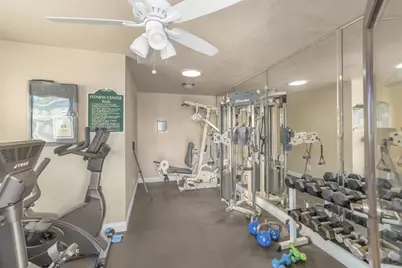 2752 B Street #212, San Diego, CA 92102 - Photo 10