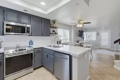 2373 Kings View Circle, Spring Valley, CA 91977 - Photo 2