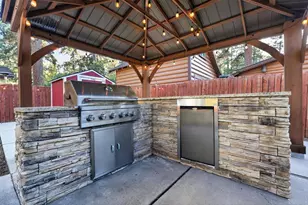 332 E Fairway Blvd, Big Bear City, CA 92314 - Photo 20
