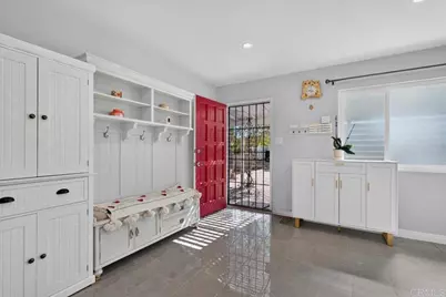 4789 Andalusia Avenue, San Diego, CA 92117 - Photo 8