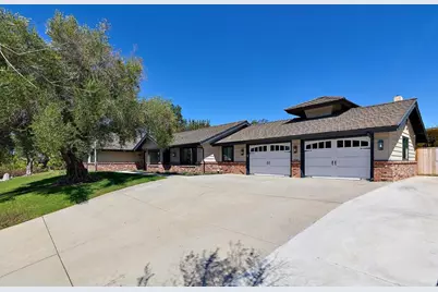 1598 Mesa Verde Drive, Vista, CA 92084 - Photo 4
