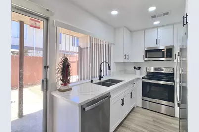 319 Sun Court, El Cajon, CA 92021 - Photo 6