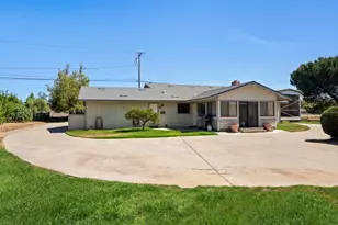 842 Hanson Ln, Ramona, CA 92065 - Photo 2