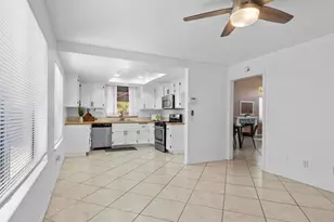 39701 Kilkare Cir, Murrieta, CA 92562 - Photo 8