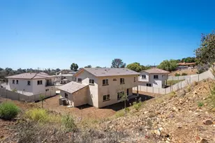 3880 Rojo Tierra Rd, La Mesa, CA 91941 - Photo 52