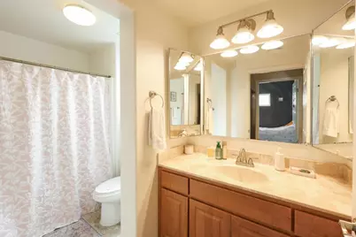 2724 Lake Pointe Drive, Spring Valley, CA 91977 - Photo 16