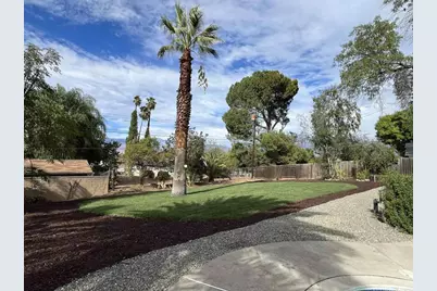 329 E South Avenue, Redlands, CA 92373 - Photo 28