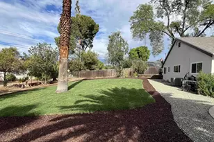 329 E South Ave, Redlands, CA 92373 - Photo 26