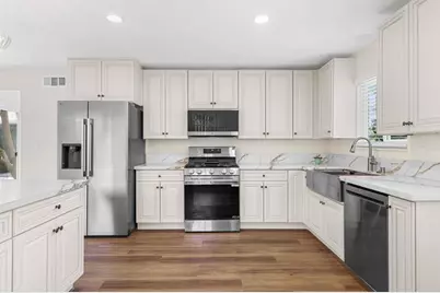 329 E South Avenue, Redlands, CA 92373 - Photo 12