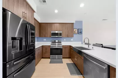 10529 Graphite Street, Spring Valley, CA 91977 - Photo 6