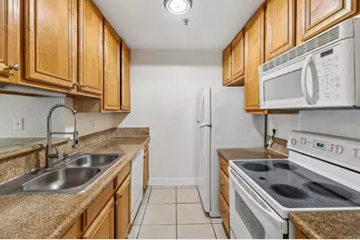 4041 Oakcrest Drive #303, San Diego, CA 92105 - Photo 6
