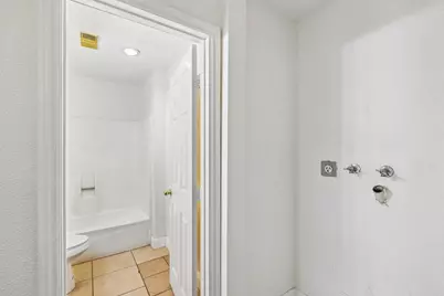 4041 Oakcrest Drive #303, San Diego, CA 92105 - Photo 24