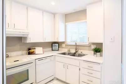 9007 Fanita Rancho Road, Santee, CA 92071 - Photo 14