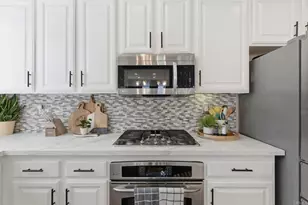 2104 Cantata Dr, Chula Vista, CA 91914 - Photo 8