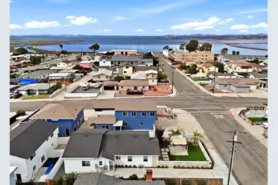 558 11th St, Imperial Beach, CA 91932 - Photo 32