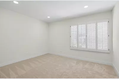 1604 Caminito Asterisco, La Jolla, CA 92037 - Photo 32